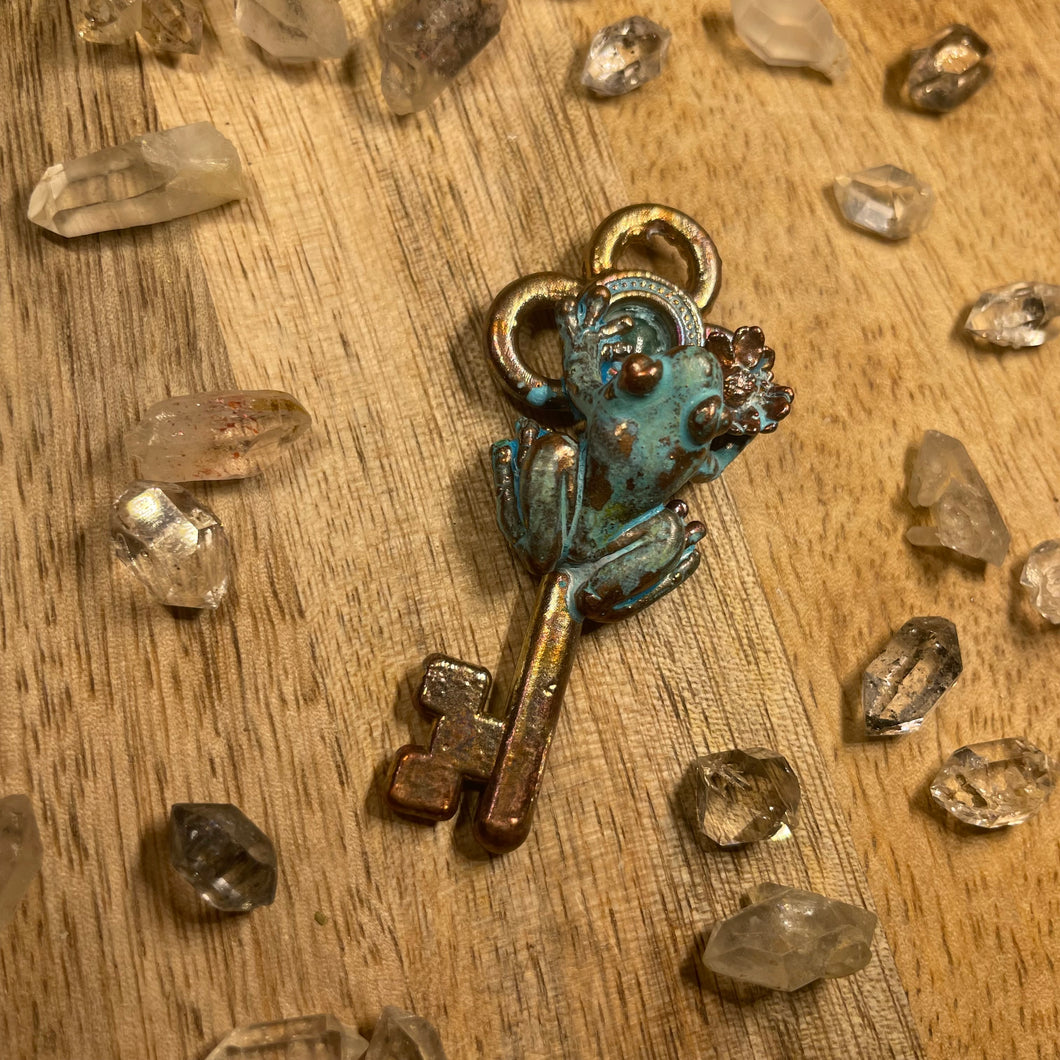 Frog Inner Beast Key with Amazonite  and a real Starflower