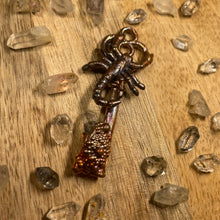 Load image into Gallery viewer, Scorpian Inner Beast Key with Phantom Quartz&#39;
