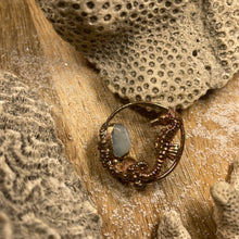 Load image into Gallery viewer, Seahorse and Aquamarine Inner Beast Pendant
