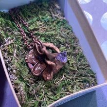 Load image into Gallery viewer, Hyacinth and Amethyst Real Copper Plated Flower Pendant
